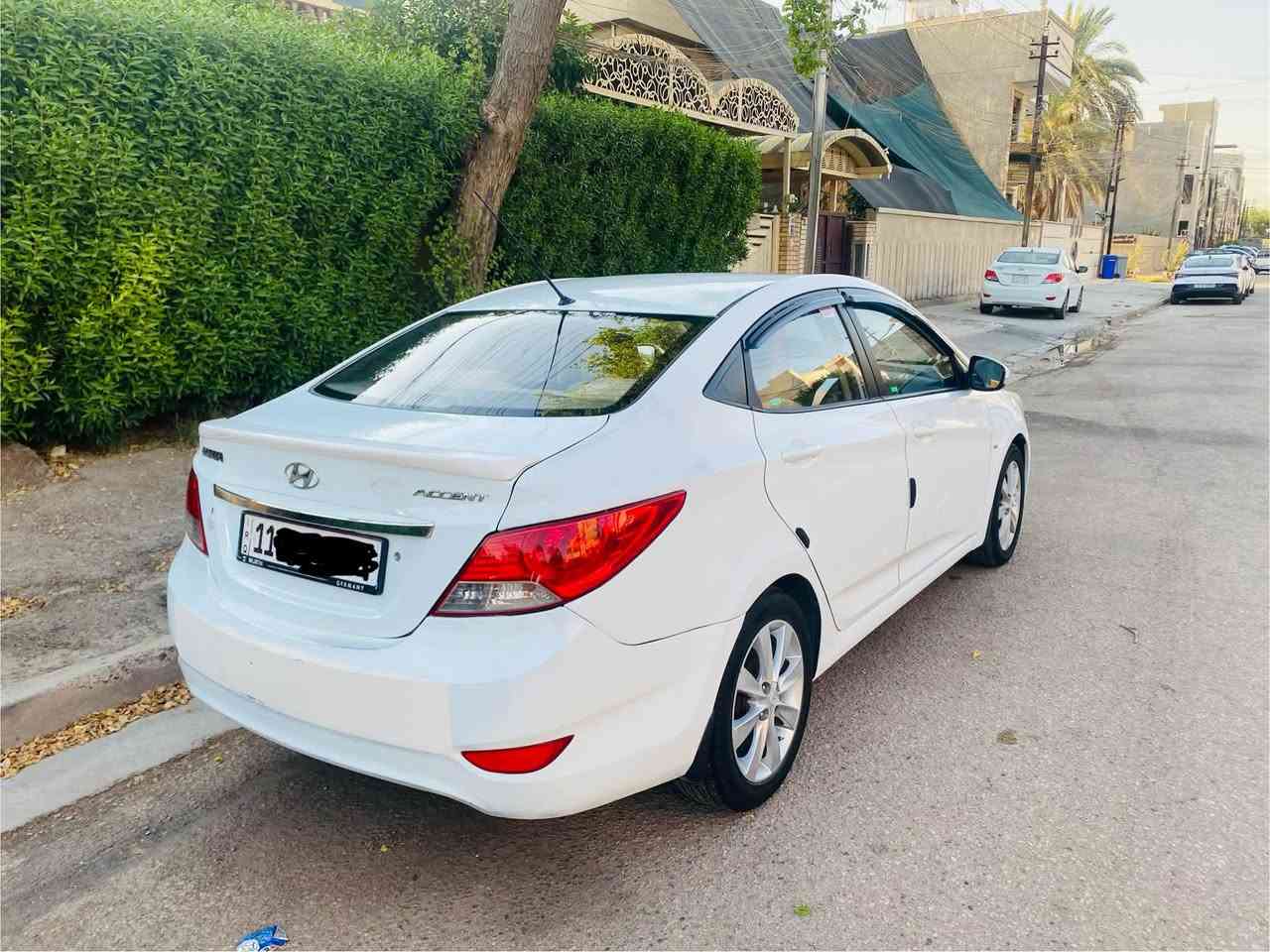 اكسنت خليجي رقم بغداد باسمي موديل 2012 محرك 1600 فتحه سلايت تحكمات وكامره داخل بيجي بدن نقص سياره مكاني بغداد الكرخ هذا رقمي الشراي يتصل ***********
