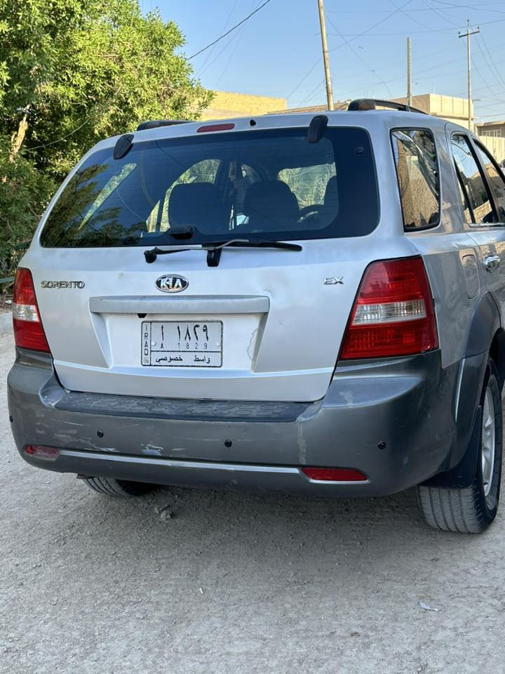 سلام عليكم سورنتو مديل 2009 سياره خير من الله لا تنقيص ولا تبخير تخم تاير جديد كير ومكينه مكفولات ومكفوله من الصبغ بس السياره بيه جراد بنيد وقماره شي قليل رقم واسط بأسمي ثاني يوم تحويل تبريد تدفئه خير من الله مكاني واسط مركز مدينه رقمي ***********
