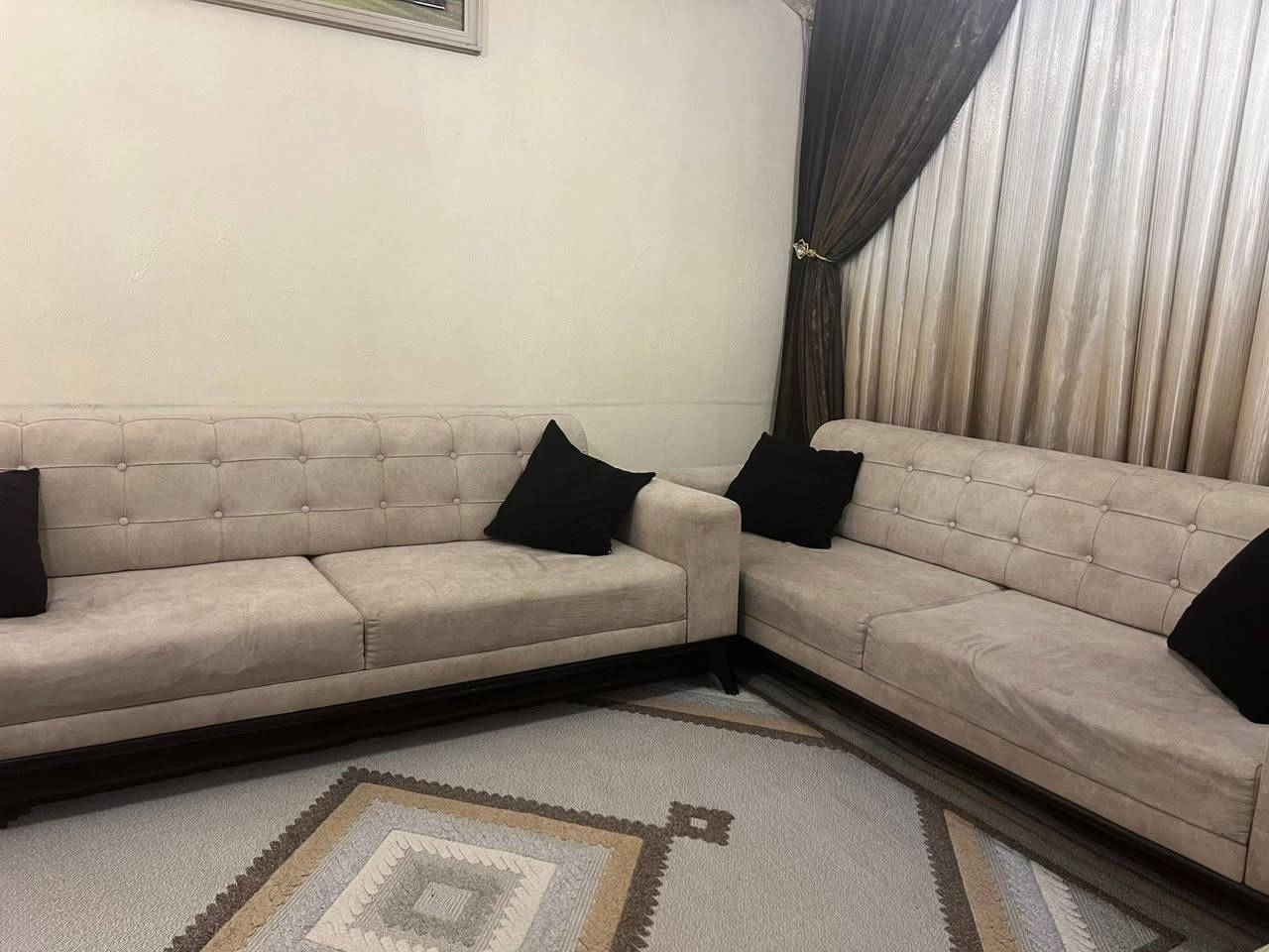 تخم تركي يتحول سرير ١٠مقاعد اسفنج طبي استعمال جدا قليل ما بي ضرر مع طبلات عدد ٣ مكاني البلديات المضمار @


**إذا كنت صاحب هذا الإعلان وتريد حذفه لأي سبب، رجاءا أرسل رسالة إلى الدعم الفني**