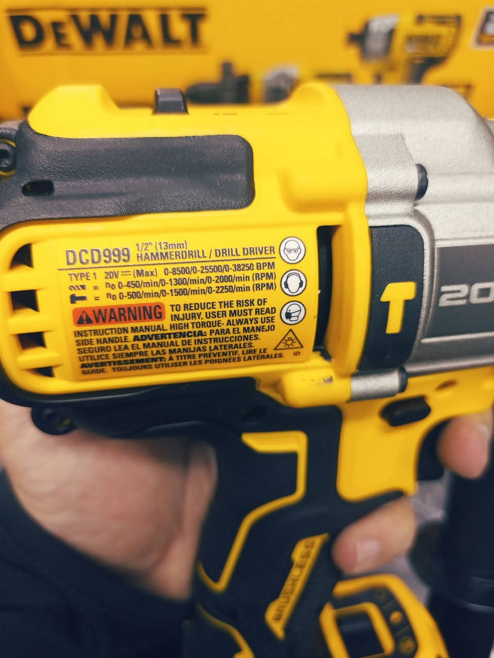 ديولت ٩٩٩
اصلي جديد 
مكسيك 
٢٠٢٥ 
السعر ٢٢٥ الف 
مكاني بغداد حي العدل 
يوجد توصيل 
***********
