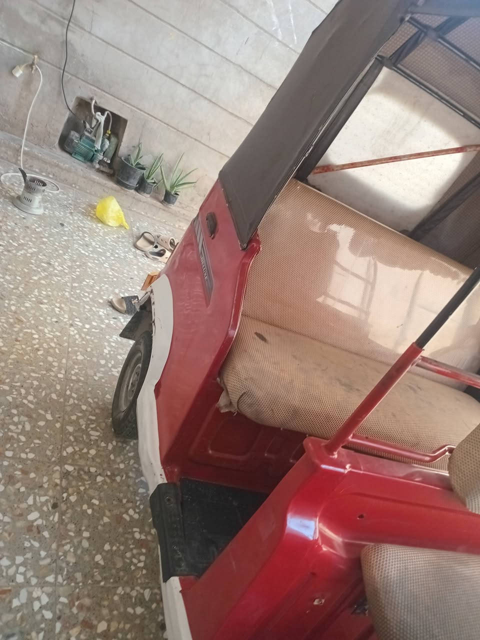 تكتك تي في اس ٢٠٢٠ رقم انكليزي
مبيها اي ضربه ولاصبغ ولامعجون محرك خير من الله
المكان بغداد حي الجهاد
*********** 
 
السعر ٥٨٠٠ وبيها مجال بسيط
