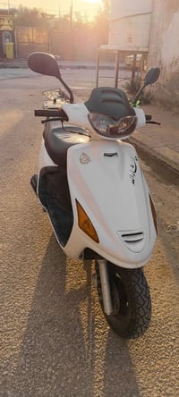 فراشة للبيع فحل  دسك امامي  زنون عالي ناصي تجي تفحص ونتكاتب   رقم الها...