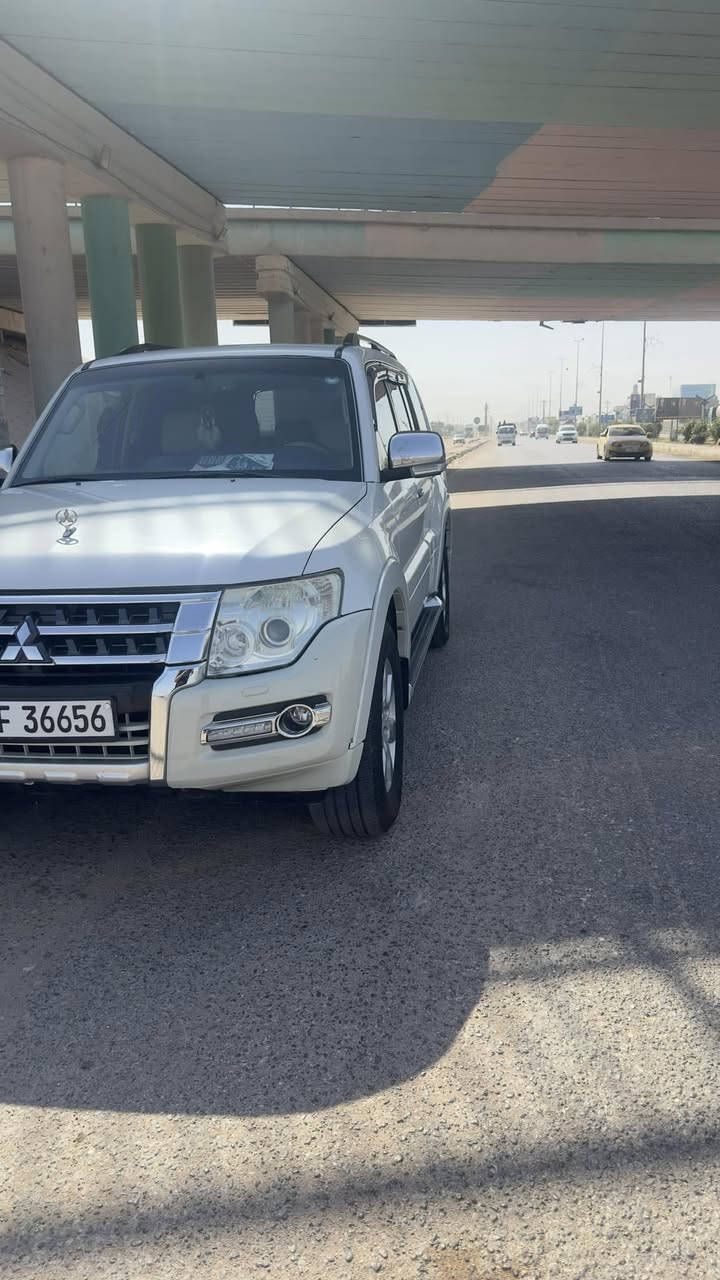 سلام عليكم                                                                                    باجيرو 2014 كفاله عامه فول مواصفات حبتور كشنات كهرباء جلد فتحه دمام    &سنويه ورقم جديد بسمي  السعر 163.                            ***********
