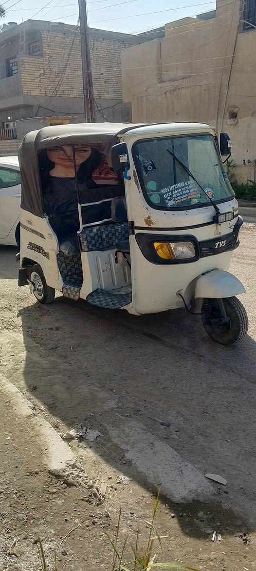 السلام عليكم تكتك موديل 17 جاهزة من محرك وكير كهربائيات كامله غرفتها حلوه أوراق أصليه السعر 2700 المكان البياع الشرطة الخامسه للتصال ***********
