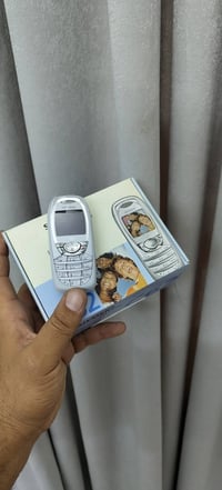 موبايل سيمنز غير مستخدم الاصلي  جهاز نظافه ممتازه الشراي يتصل  0784888...