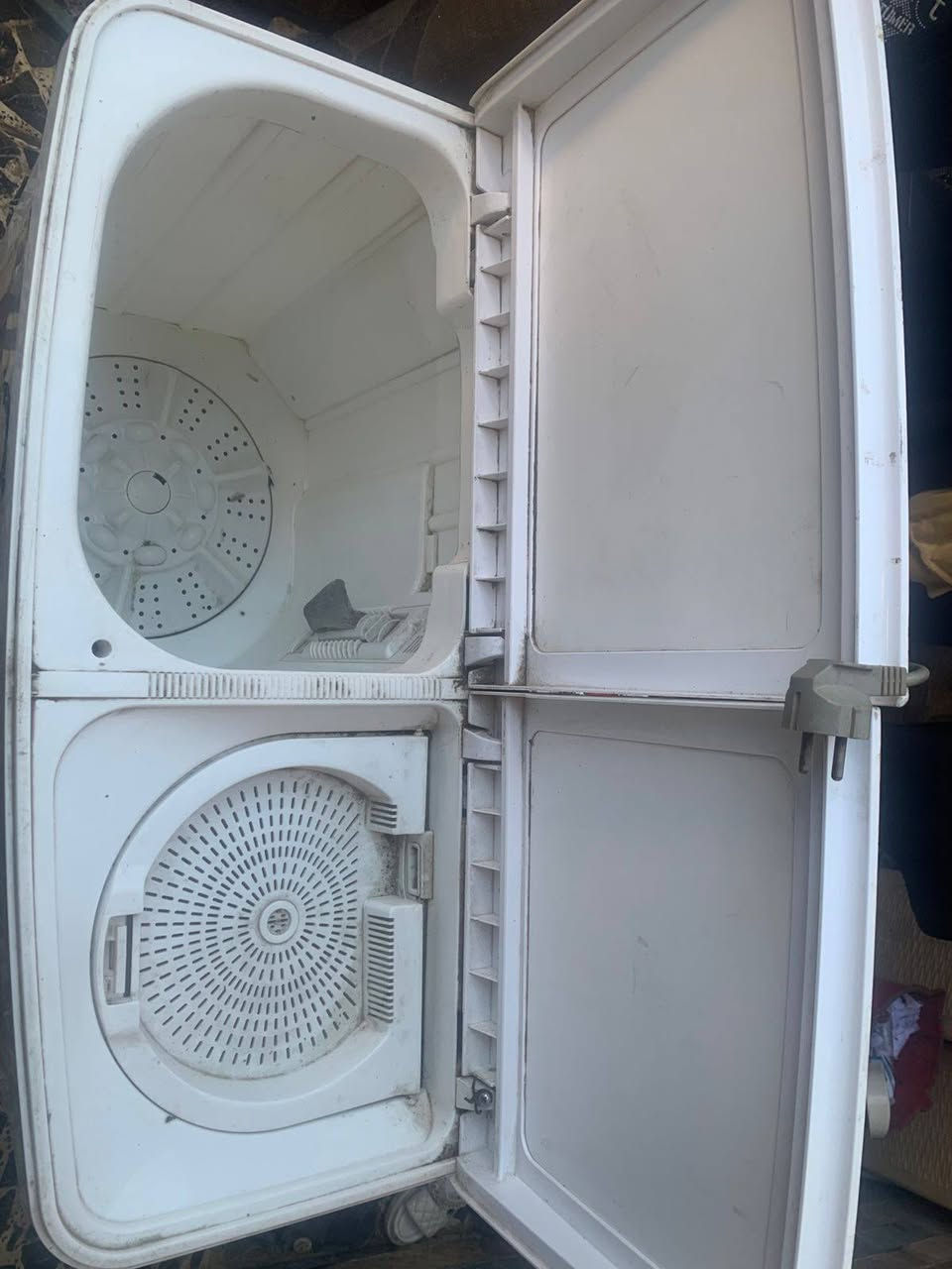 غسالة للبيع نظيفة مابيها اي عطل
مكاني العبيدي سعرها 80
***********
