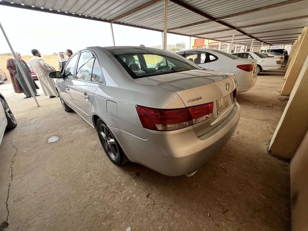 سلام عليكم 
سوناتا للبيع 
موديل 2008كلين 
كير ومحرك 6شرط 
تواير وصدر جدد
السعر 110
وبيها مجال للطيبين 
الرقم ***********
