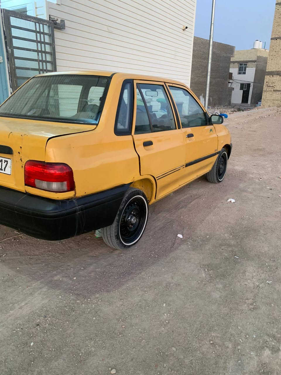 رقم انكليزي سنويه لل 2030 تاخذ هيئه وغرامات مصفره راعيها موجود اكعدك ويا كير ومكينه جاهزات تخم تاير وسيبر ابو الخط صدر جديد لا تبخير لا تنقيص كير مكفول لا يفلت ولا يقر بيها ضربات خفيفه موضحها بلصوره خياسات ما بيها باور ستيرن ومشط جدد بس البوري ماا بور نزرف عوزه تبديل تبريد عوزه بس راديتر دوشمه جديده مسجل بلوتوث 4 سماعات وارضيه جديده وبيها عازل كهربائات كامله نقص اشاير سياره نواقص كلش بسيطه باب السايق قفل ماعرف شبي والدعاميه الخلفيه نكسرت سعرها 10 الاف تتبدل 

بس هاي وكبل للشارع لا تخابر وتسئل شبيها كلشي مذكور السعر 23 وبيها مجال بسيط 

يرحم والديك كلشي مذكور ارجوك لا تكلي شبيها كلشي ذاكره بلمنشور

مكاني كربلاء قنطره السلام 

***********
