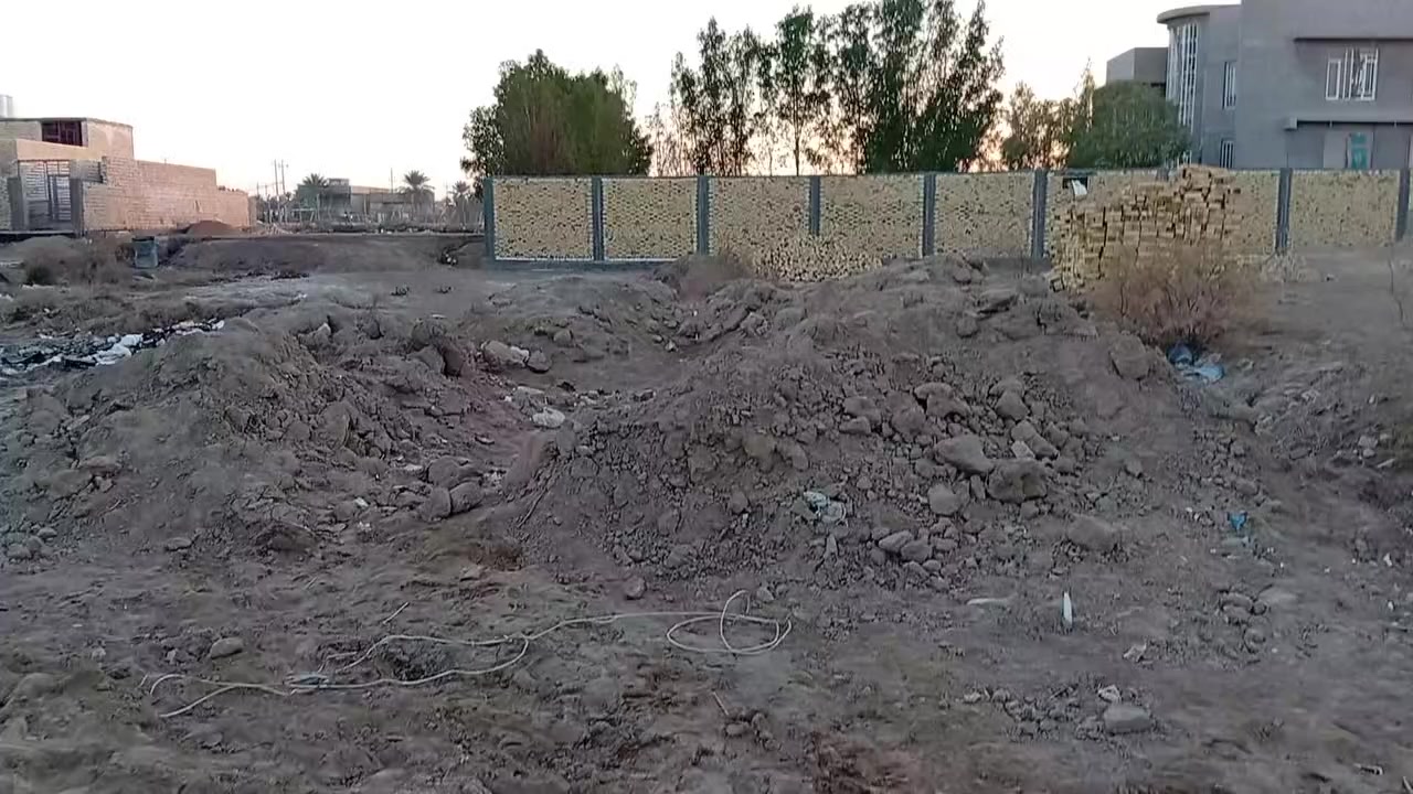 يا الله قطعه للبيع مساحه 250 متر سند 25 مكان كربلاء طويريج قرب مدير ناحية ع جدول ***********
