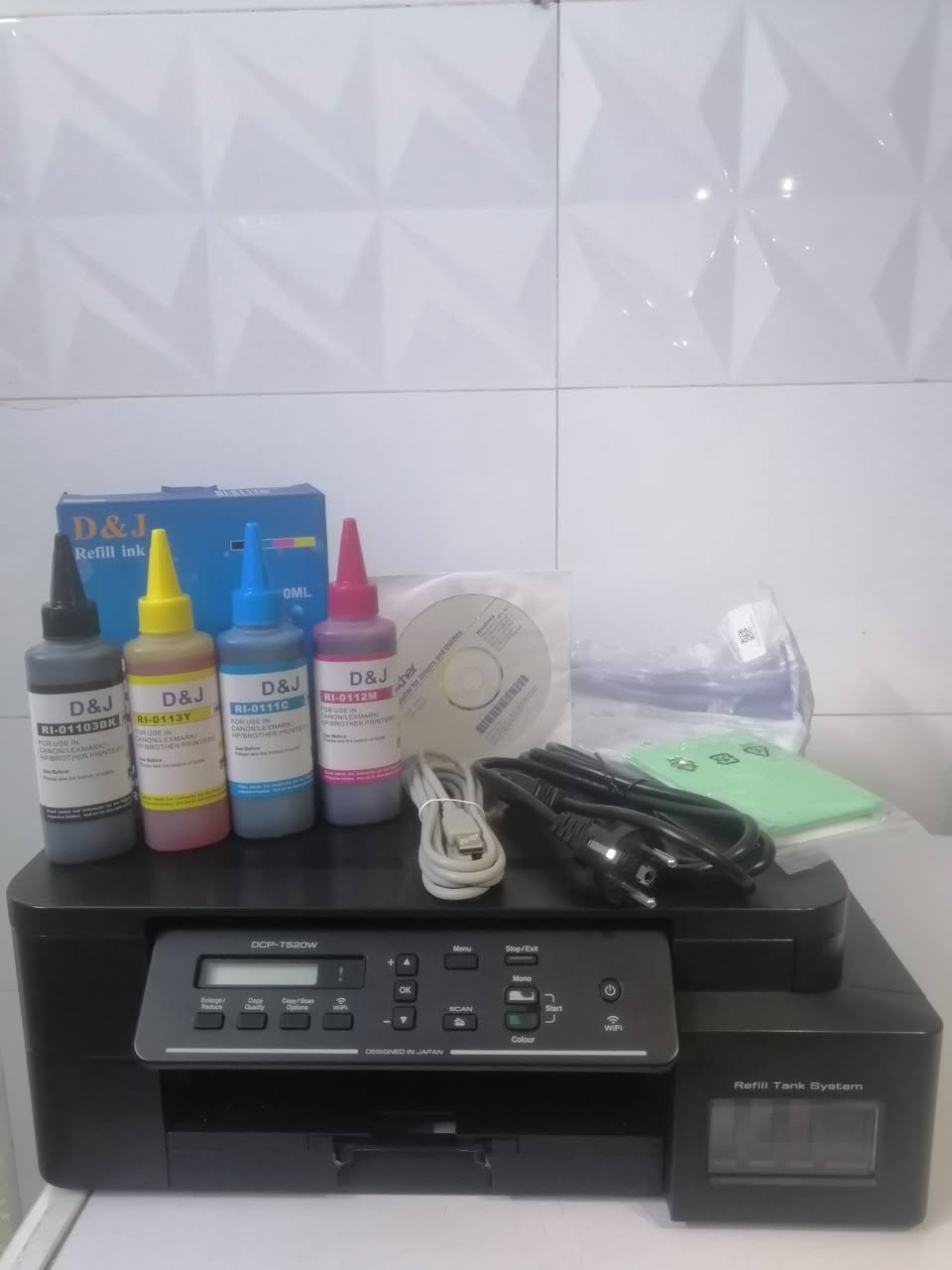 السلام عليكم
طابعة برذر  T520W ياباني الاصلي
 واي فاي 📲
نظيفة جداااا جدااااا جداااا
مواصفات الطابعة
طباعه - استنساخ - سكنر
ملون - و عادي 🎊
نظام 4 الوان🎨
طباعة حجم صور و A4🌿
منظومة تعباه خارجيه سعره ١٠ الالف السيت الاربعه اسود و احمر واصفر وازرق🌈

المكان بغداد الكرخ
للاستفسار خاص


**إذا كنت صاحب هذا الإعلان وتريد حذفه لأي سبب، رجاءا أرسل رسالة إلى الدعم الفني**