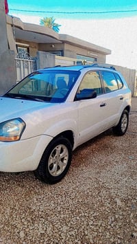 توسان خليجي • ٢٠٠٩ • محرك ٢٠٠٠