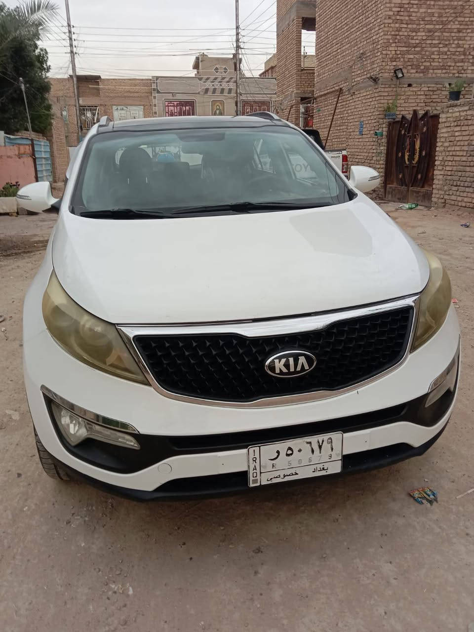 سيارة سبورتج موديل 13 كفالة عامة قطرة صبغ مابيهه مكفوله من حادث ومن الصبغ. رايدهه 150$ /***********
