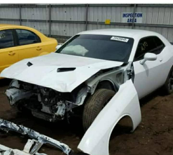 موديل 2018 العنوان السليمانيه حجم المحرك 6 سلندر السعر 155 وبيها مجال
ماشي 74 مايل 
*********** الاتصال على الواتساب او على الرقم
