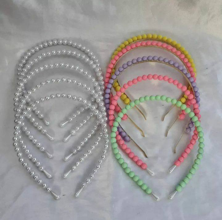 موناليزا للبيع مكياج عطور اكسسوارات المربع الذهبي قرب جامع الهدى ***********
