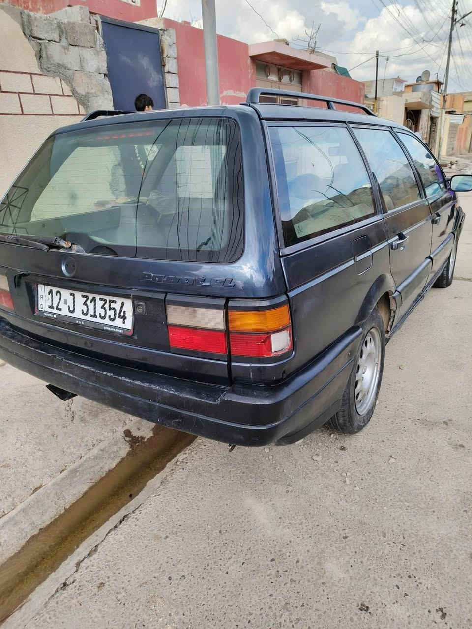 سلام عليكم
عندي سياره باسات البيع
كليش مابيه السعر  30 بيه مجال 
رقم ***********
