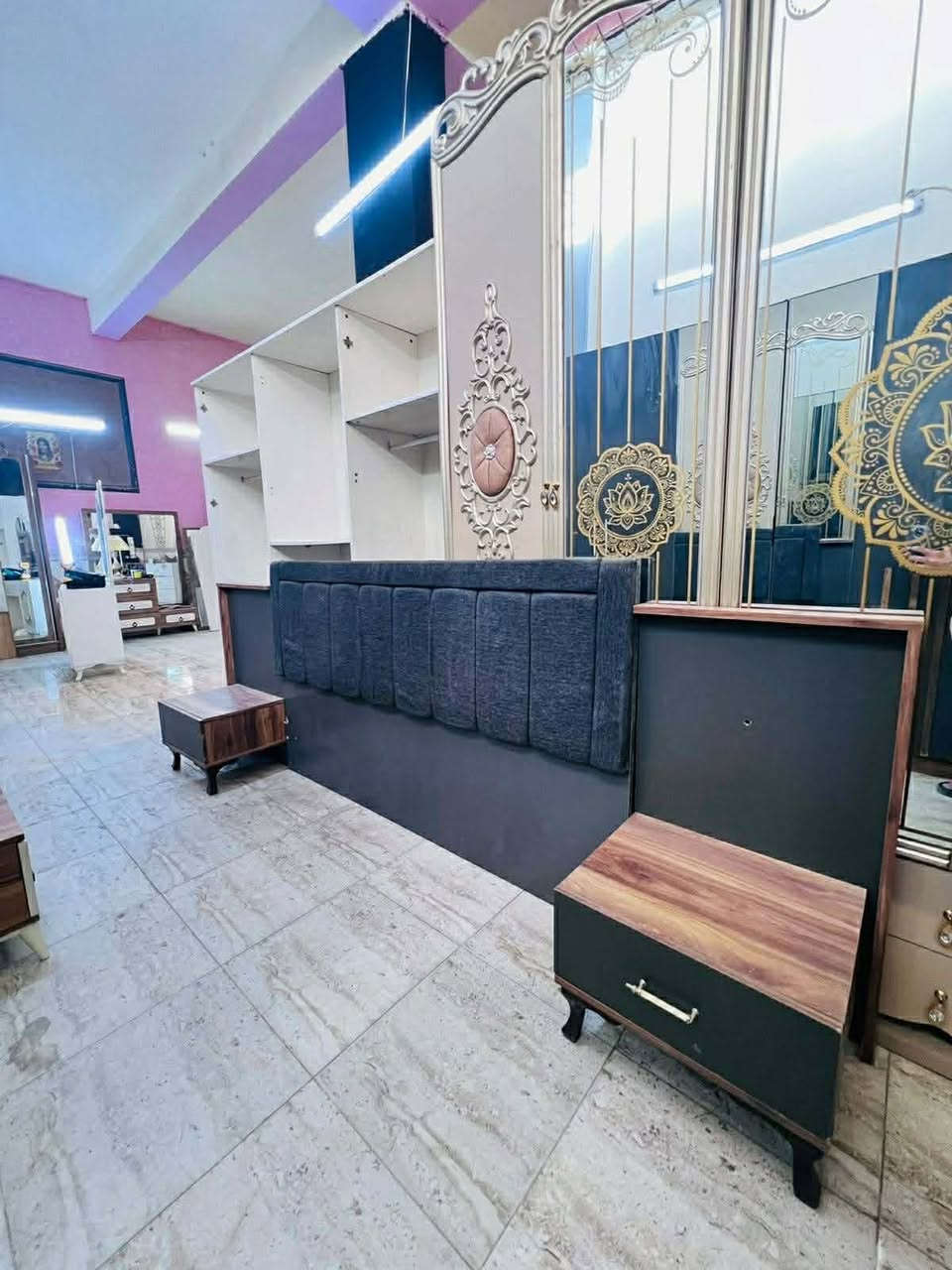 غرفة نوم مستعملة❤
 نضافة85 ٪💯
عدد القطع / 5
نضام / ابواب  ❤
سعرها / 450❤
شد ونقل داخل بغداد مجاني❤
يوجود توصيل محافضات ❤


**إذا كنت صاحب هذا الإعلان وتريد حذفه لأي سبب، رجاءا أرسل رسالة إلى الدعم الفني**