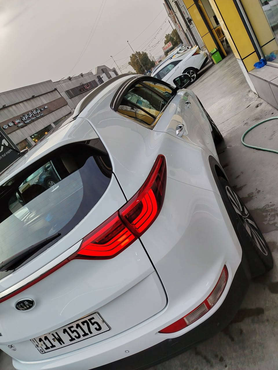 سبورتج ٢٠١٧ خليجي ماشيه ٧٦ الف
محرك ٢٠٠٠ دوش
بانوراما
بصمه
كشنات جلد
كشنات كهرباء
حساس امامي خلفي
شاشه تاب
كامره خلفيه
مود درايف
زراك لايت
بروجكتر رباعي
تبريد شاشه
بكلايت لد

سعر ١٨٣ بيه مجال بسيط
رقم بغداد
للتصال ***********
