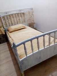 سرير • سعر عالخاص • تواصل خاص