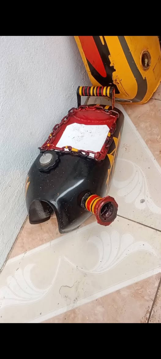 للبيع تانكي تفصال الأسود هوا و صفاحيات سعر 45 وبي مجال و الأصفر سعر 10 بدون صفاحيات و كزوز نص عالي كلهم جدد مابيهم شي الكزوز بل جيس بعدو ب 12 مكاني موصل حي بكر يم جامع البديع كلهم بيهم مجال قليل و الاسود يرهم مراوس ب راسطه باكستانيه و الأصفر يرهم مراوس ويا كزوز عالي هوا والكاتم كلهم جدد بس يحتاجتلهم غسله التانكيات


**إذا كنت صاحب هذا الإعلان وتريد حذفه لأي سبب، رجاءا أرسل رسالة إلى الدعم الفني**