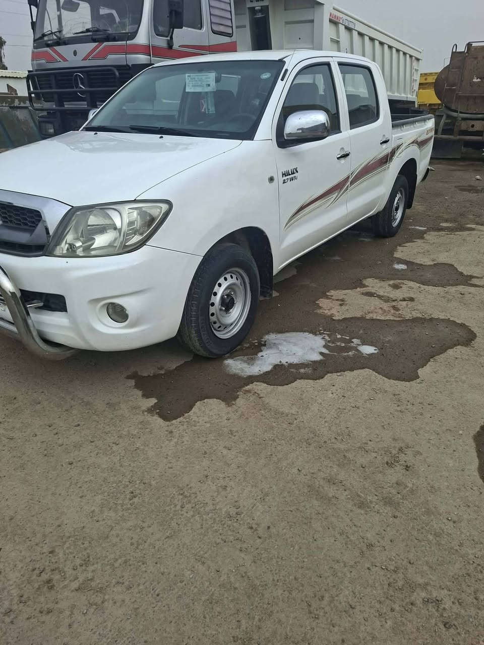 للبيع هايلوكس موديل 2011 
رقم اربيل راعيهه شرعي بغداد شرط تحويل كير عادي سياره كفاله عامه 
سعر سياره 152وبيها مجال 
***********
