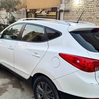 توسان ١٥واردامريكي تبديل جاملغ أيسر مع صبغ باب السائق محرك ٢٠٠٠جي دي ا...