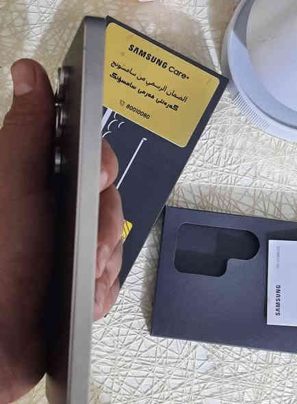 اس 25 الترا
ذاكره 256 عشوائيه 12💾
وكاله اصلي
اللون المميز التيتانيوم الاسود
مستخدم فقط شهرين 
الجهاز كارتون شوفة عينك
سعر 1125 الف
الرقم ***********
