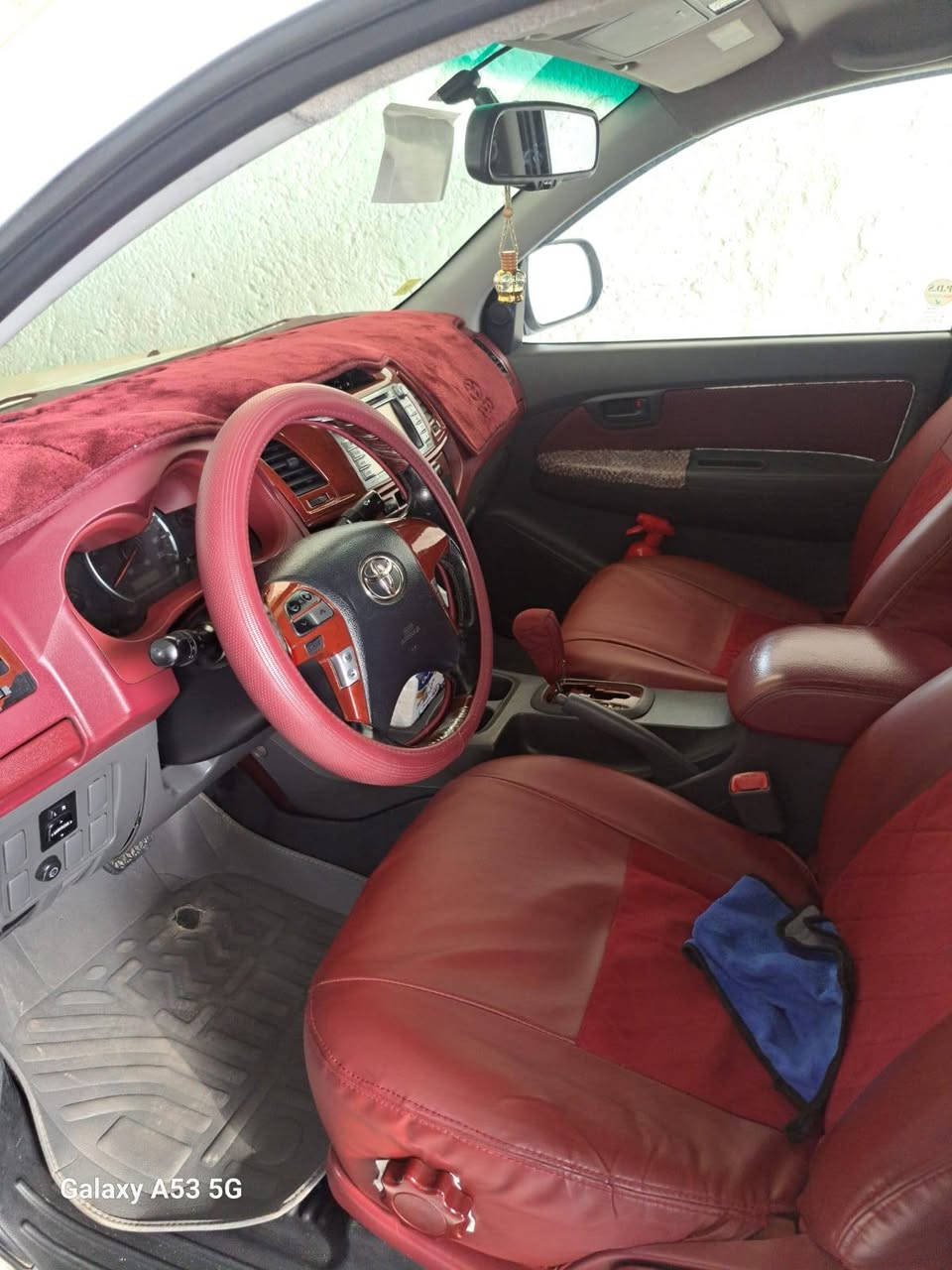 هايلوكس موديل 2015 رقم سليمانيه الدولي راعيهه بالبصره سياره كفاله من الصبغ عدا بارد قليل مكينه ما مفتوحه  للأستفسار  ***********
