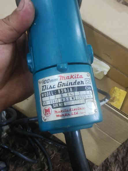 السلام عليكم ورحمة الله وبركاته كوسره ماكته  ياباني مؤسسة  جديده  السعر 85 ألف   يوجد توصيل لجميع المحافظات  ***********
