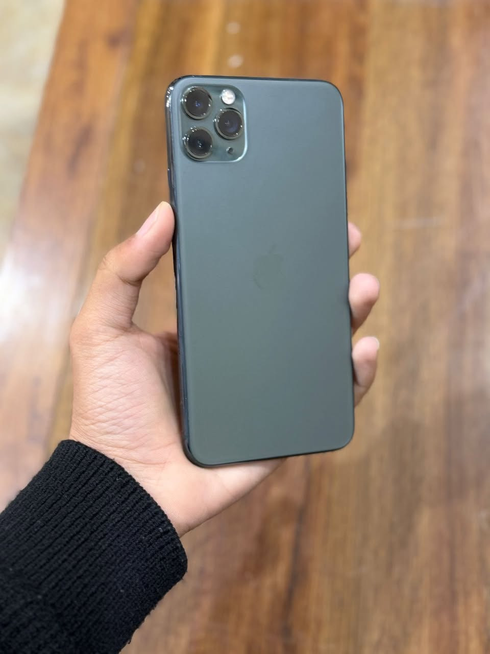 برو ماكس11
نظافة 💯
ذاكرة :64 
 بي نقاط بل شاشة
فقط مستبدل بطارية

العنوان نجف حي الجزيرة 

*********** واتساب
