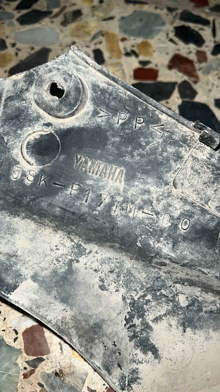 مال عدله كله بلادي و مختم YAMAHA السوادات كلهن ب ٣٥ و القاعده مال رقم ب ١٠ و المرايات ب ١٠ مكاني بغداد توصيل ماعندي


**إذا كنت صاحب هذا الإعلان وتريد حذفه لأي سبب، رجاءا أرسل رسالة إلى الدعم الفني**