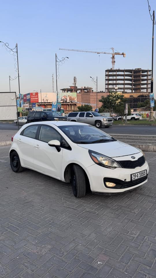 السلام عليكم.                                                                     ريو 2014 خليجي للبيع مكانها كربلاء                                                                       ممشاها 112 الف قابل للزيادة السيارة نظيفة و تخبل بيها 3 قطع فقط الباقي كير مكينة مكفولات سعرها 85 و بيها مجال بسيط للاستفسار ***********
