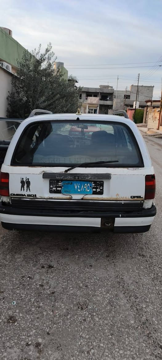 السلام وعليكم شباب
اوميكا
موديل ١٩٩١
سياره بيها تراي يخبل
غرفتها جديد
طخم نضيف
ابيع سنويه مستنسخ.
شرعي ماعرف مكانو
ابيع فحم
السياره في بعشيقه ***********
السعر 10 قفل
