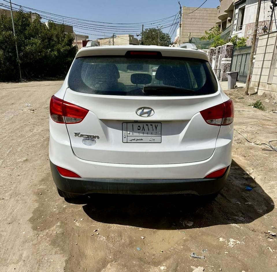 السعر ١٦٨
توسان خليجية موديل ٢٠١٥ 
ماشيه ١٠٩ الف حقيقي
مكفوله 
والمحرك والحدايه مكفوله 
رقم بابل وموقعها بابل 
الرقم للاستفسار ***********
