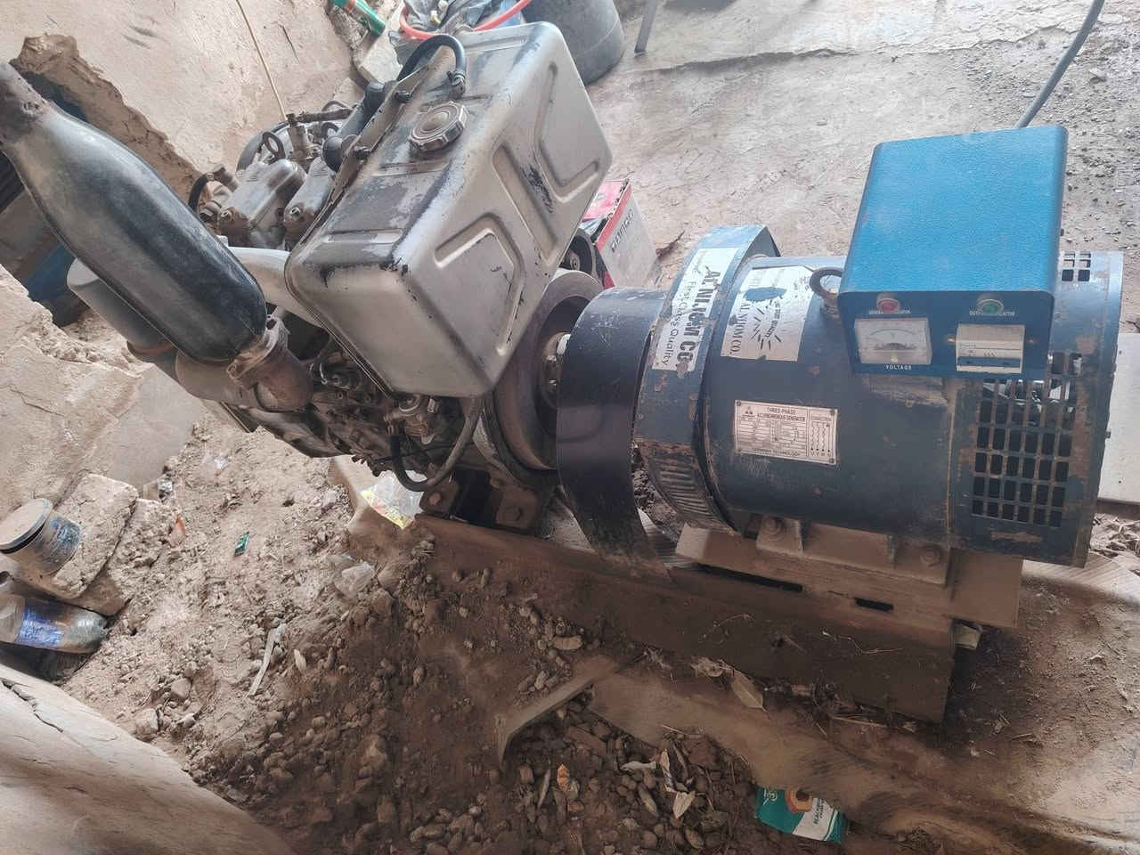 مولد دويز للبيع السعر 18ورقه وبي مجال شرط العمل والضمان
ديالى /خانقين 
للاسفسار ***********
