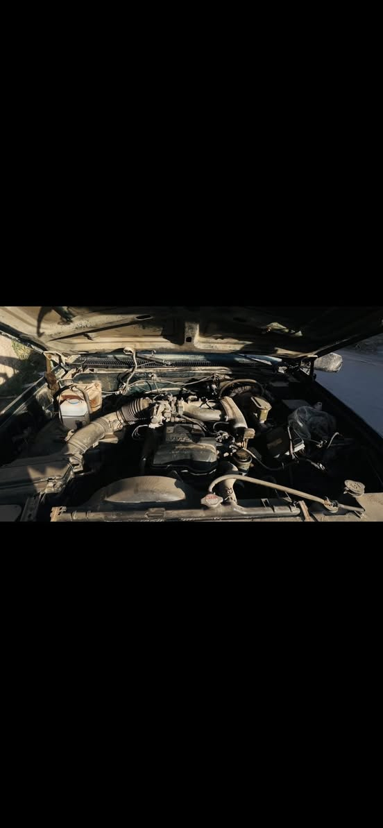 سيارة جمسي موديل 97
محرك محور vvt 
سيارة محرك وكير مكفولة 
رقم ذي قار الماني
تواصل ***********
سعر20$ وبيها مجال للشراي
