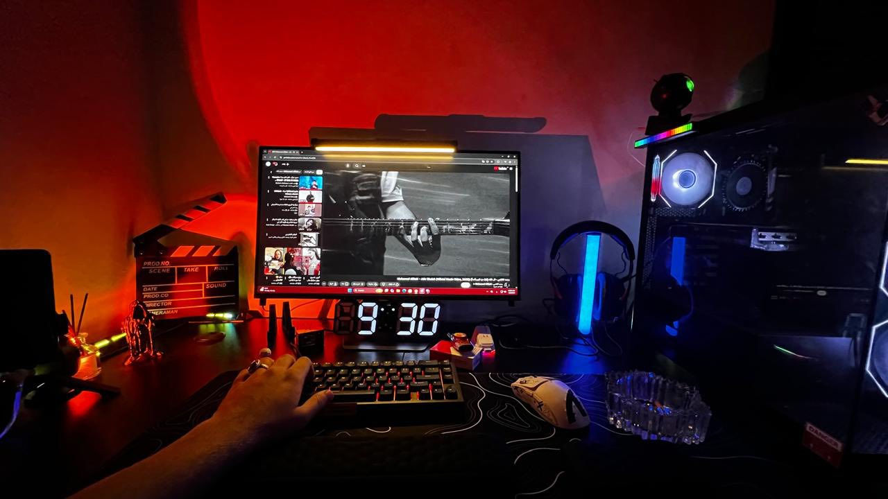 السلام عليكم للبيع  RTX PNY 5060 8G
RAM 16GB DDR4

CPU: INTEL CORE i5 12400F

SSD: 1T /512GB

CASE /SAMA 4FAN ARGB

M.B/Gigabyte H610

Psu/650
ماوس اتاك شارك
كيبورد اتاك 
سماعات هايبر اكس كلاود 3

تريد التجميعه بس كيس وشاشه يختلف السعر

شاشه/ كيكا بايت 200هيرتز  24 فول اج دي 

سعرها 1850 

يو بي اس متوفر للبيع ايضاً عدد 2 1500/2000مع التجميعه تريده او وحدهن ماكو مشكله 

*********** مكاني بغداد
