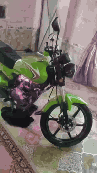 السلام عليكم 
دراجه شاينه 
موديل 2023
محرك 150cc
اوراق اصولي اصولي 
دراجه شلعه ومعدل 
الدراجه كفاله صبانه شنو ميعرفه 
الدراجه طلعت من جوه ايدي من معرض ولحد الان جوه ايدي دراجه خير من الله بعدهي وكاله 
الموقع 
كربلاء طويريج
الرقم 
الاتصال ول ستفسار او راسل واتساب وبخدمتك
***********
