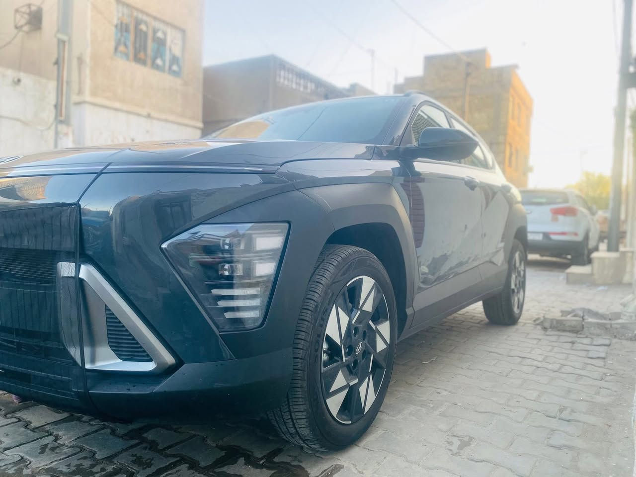 سلام عليكم👋
🚗 كونا 2024 sel بلاس
وارد امريكي 
ماشية 17 الف ميل 
📍مكان السيارة بغداد الحرية شارع المدارس 
☎️الاتصال

***********

رقم بغداد انكليزي بسمي
🔹حادث السيارة 
جاملخ ايمن + بنيد مبدلات ومصبوغات والدعامية الامامية مبدلة نفس الون
السعر 170 وبيهة مجال
