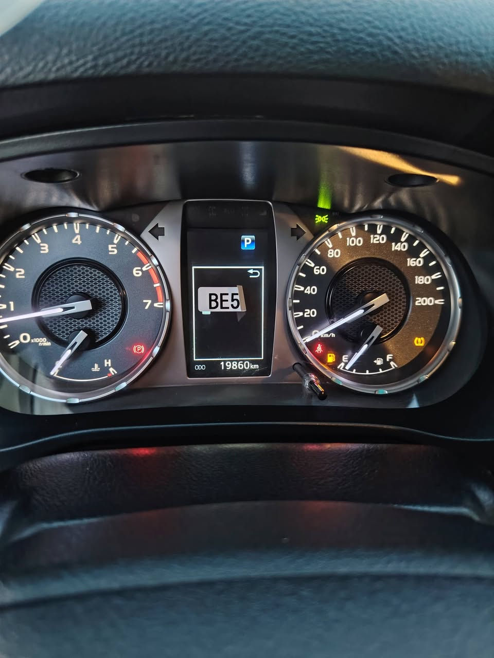 سلام عليكم بيكم هايلوكس مكفوله كفاله عامه ماشيه ١٩ الف حقيقي فابلون شركه سياره وضع شركه رقم بابل موديل ٢٠٢٣  رقم الجوال ***********
