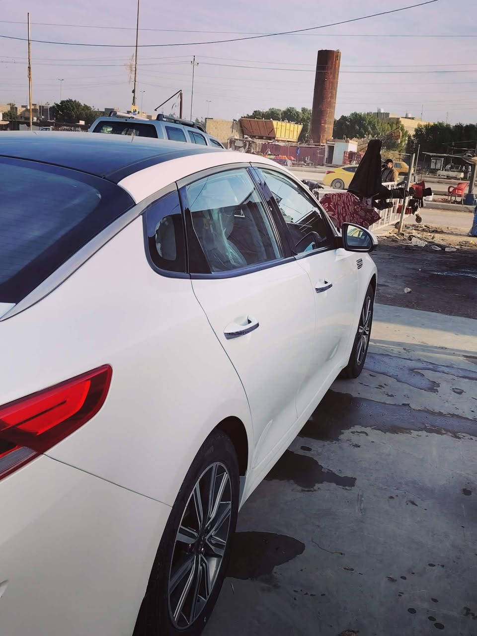 السلام عليكم ورحمة الله
الحلـوة للبيـع 
نـوع السياره  : Kia Optima
الموديل  : 2020
خليجـي
Vib  1/1  
كفـالة عامه  من صبغ وضربه وتبديل وفتح   ..
سونارها موجود 
رقم قادسية أنكليزي  هزة جديدة سنوية لغاية 2029
راعيها بالديوانية
مكان السياره ديوانية 
تفاصيل السياره  :
, ✅ محرك 2400 دوش
✅بصمة تشغيل
✅بصمة أبواب 
✅بنوراما  ( فتحة بالسقف )
✅شاشـة كبيره ( بلوتوث _ انترنت )
✅تبريد قطعيتن  ثلج  + تدفئة 
✅كشنات كهرباء جلد بلادي .
✅حساسات امامية خلفية 
✅كامرات  خلفية 
✅ترحيب عند الاقتراب 
✅مرايات شفط مرئي
✅كشنات خزن ميموري
✅تحكم ستيرن
✅تحديد مسار
✅قفل سرعه

بعد بيها هواي مواصفات
سياره نضيفة   
الاستفسار أكثر او معرفة السعر الاتصال على الرقم (***********)
