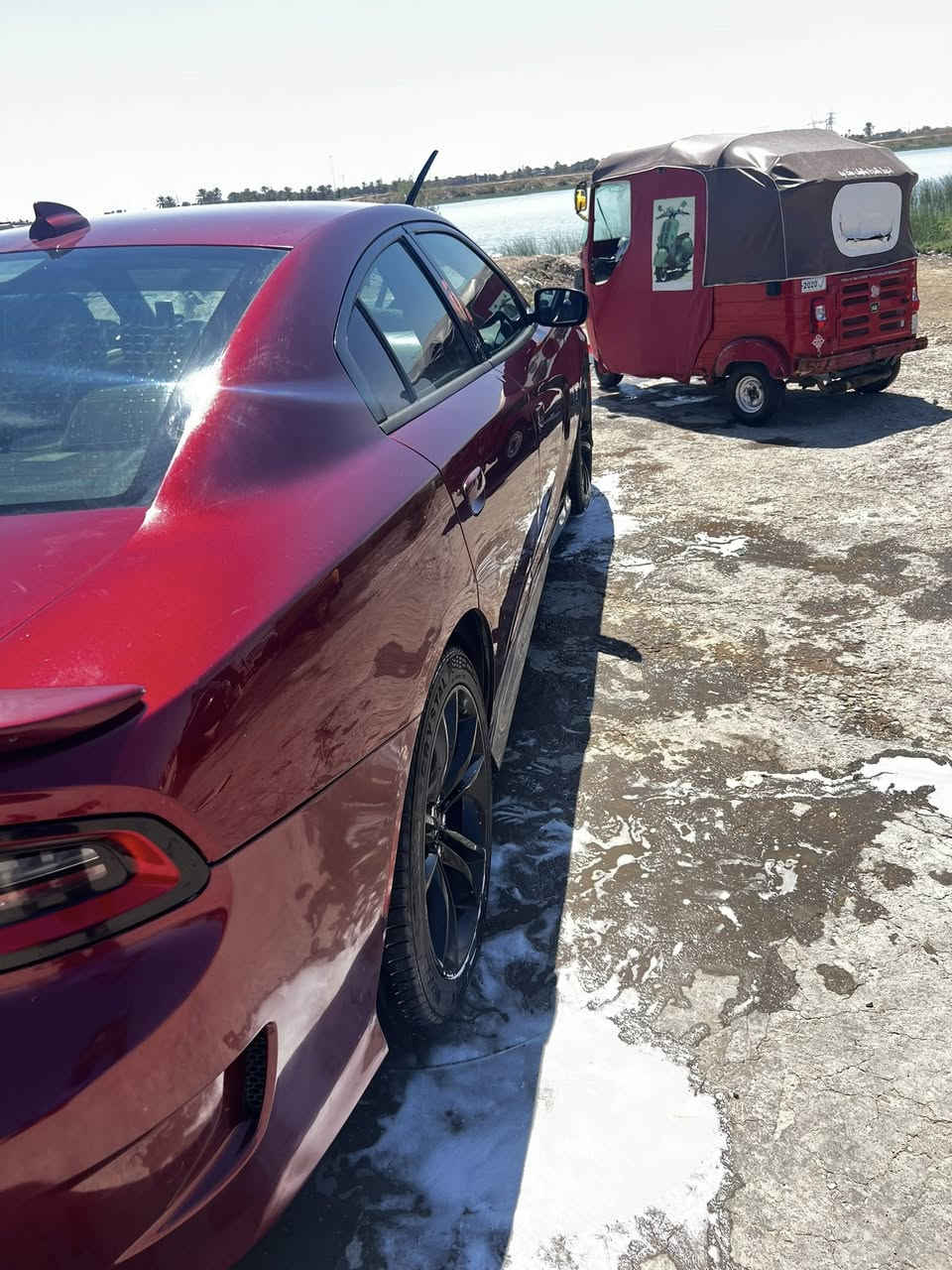 سلام عليكم جارجر موديل 18اصل لونها كرزي رقمها بغداد مميز سنويه جديده باسمنا بيها جاملغ وبنيد
فقط كشنات حضن تدفه تبريد دواخل احمر   كامره دواره تخم  تاير ويل ٢٠ اصلي بلاك توب حداديه جديده مكينه 3600 جديده كير جديد 
مكانها لبصره قظاء القرنه 
ماشيه 163ميل
ماعدي صور الحادث هاذ سونار عدي ويه صور 
اذ اكو مراوس باقل منها راوس حت لو كوري عادي 
رايدها ب175 وبيها مجال حك جيه شي قليل 
***********
