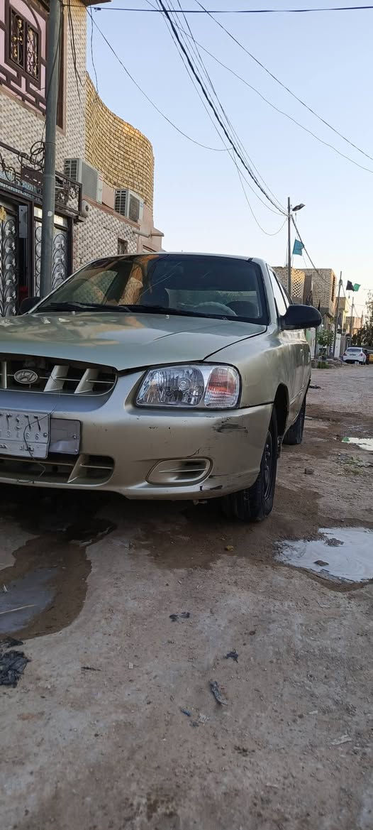 سلام عليكم
اكسنت فيرنه 2001
رقم بغداد مداور ثاني يوم
مكينه 1600جديده
كير عادي زبد
تبريد ثلج🥶
تدفئه نار 🥵
حداديه. جديده
مصبوغه عام للجماليه
تخم تاير 70بل 100 
دواخلها حلوه
ستيرن ماي 
مكاني نجف
‏‪***********‬‏
