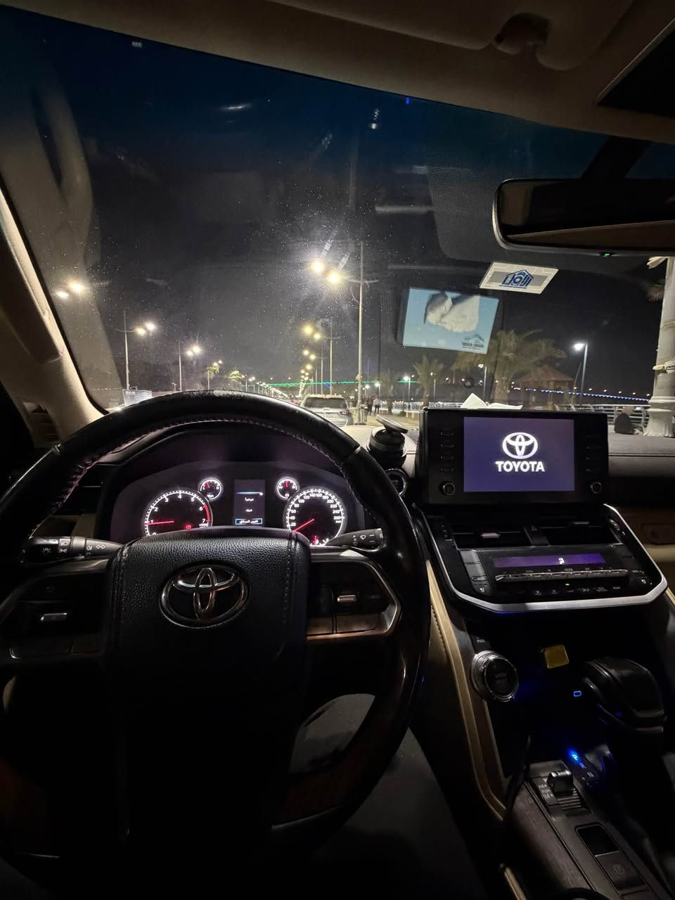 السلام عليكم، لاندكروز Gxr 2022  سبعينه جديده وكفاله عامة من كلشي رقم اربيل الجديد، مغلفه ppf . ساز اصلي . *********** البصرة, العراق
