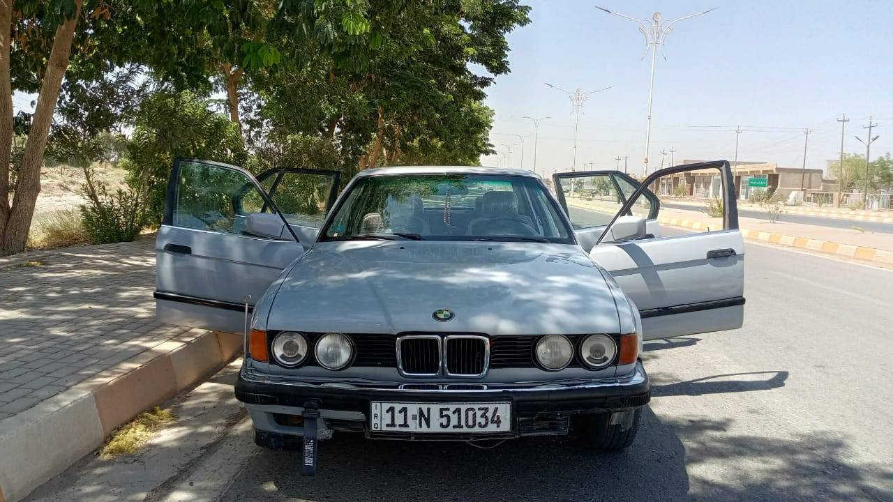 بي ام ٧٣٥ محرك مفتوح اوتماتيك رقم بغداد نكليزي سنويه جديده محرك كير جدد صدر تاير جديد كهربائيات كله شغاله السعر ٣٣ اي استفسار علرقم *********** مكاني ديالى بعقوبه
