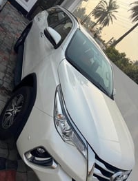 فورجنر ٢٠٢٠  4 سلندر 2700 العداد 114000 ببها ضربه بل جاملغ الخلفي  الس...