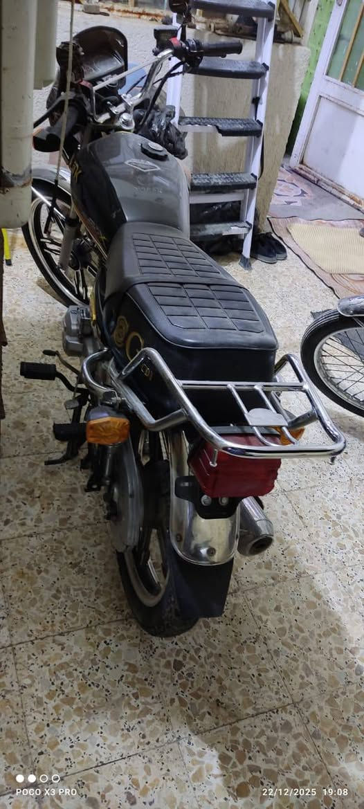 مكلف بلنشر دراجه سافان مديل 24اوراق هاذا رقم راعيه ***********
