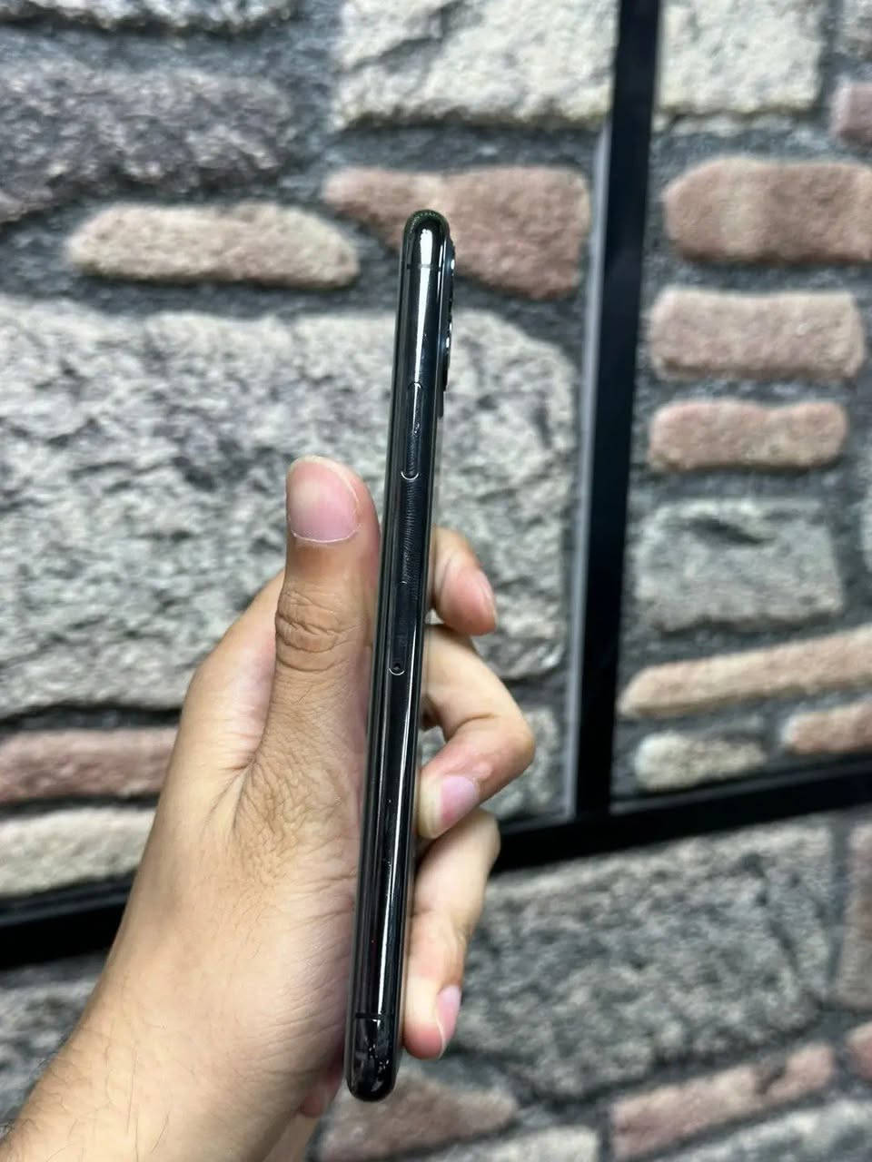 11برو ماكس بطارية 100و مالت شركه ما مرفوعه و شرط تفحص حاسبه  
تك سيم كارت 
ذاكره 256 نضافه 100‎%‎ كله بلادي وعل فحص شرط الحاسبة السعر 450و بي مجالل
ملاحضه صار خمس اشهر من فتحتو من الكارتون 
و شرط كلشي بلادي 
سماعات مالات شركه 
شاحنه مالت شركه 
اتصال عله هاذه رقم ***********
