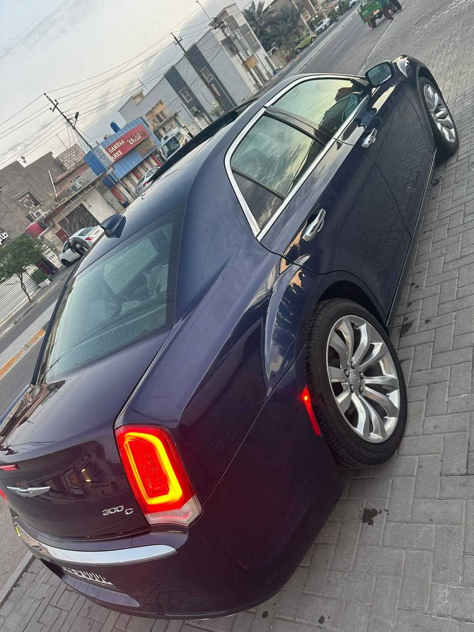 حاويه ادوات بدون كص بيها قطعه وحده صبغ ٢٠١٦ جاملغ امامي شاصيها بلاد ماملعوب بيه لامرمز ولاشي السياره جاهزه وبدون نقص مكانها بصره الشراي يتصل السعر ١١٥
***********
