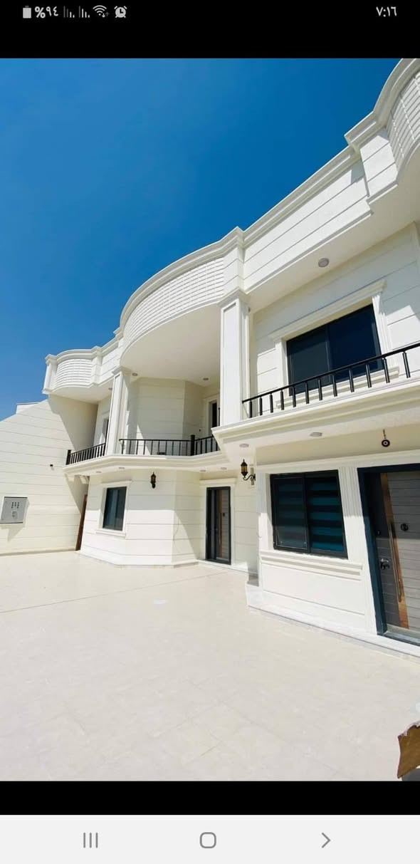 عمل الفلين الخارجي والمغربي والصبغ الداخلي والخارجي وجميع الديكورات حسب الطلب اتصلو وتدللون ***********
