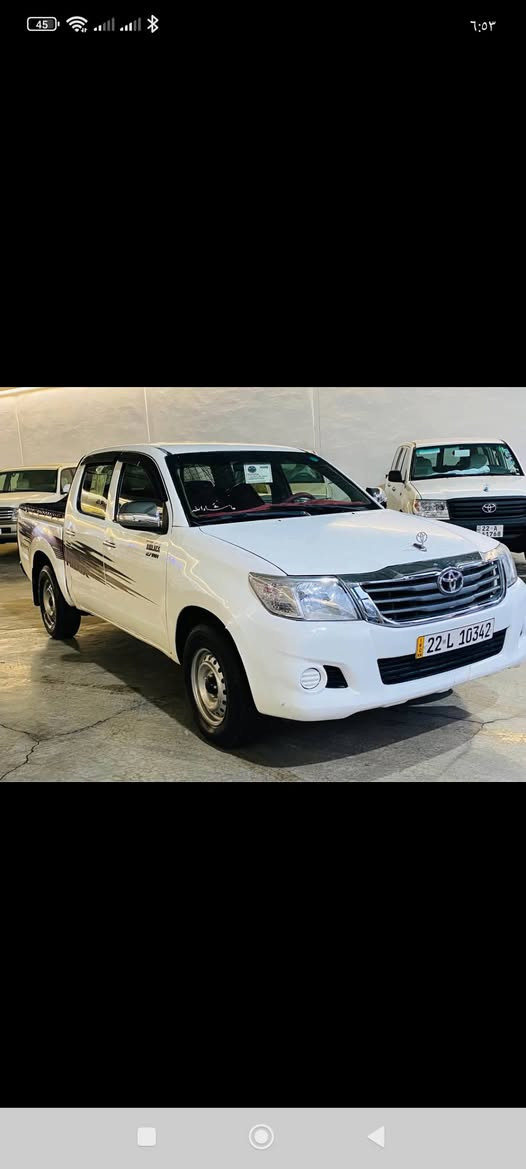 مەرزیە 2012 سوبخ عامە وەرگەراوە
بەس هیکەلی زوور جوانە بەشەرتی گێرو مەکینە و تەبریدو
هەمو گیانی بەشەرت 
سنەوی نوییە ڕەقەمی نوییە سەیارەکە زوور جوانە
سعری134 وەرقە کمیک معاملە
کرکوک
***********
